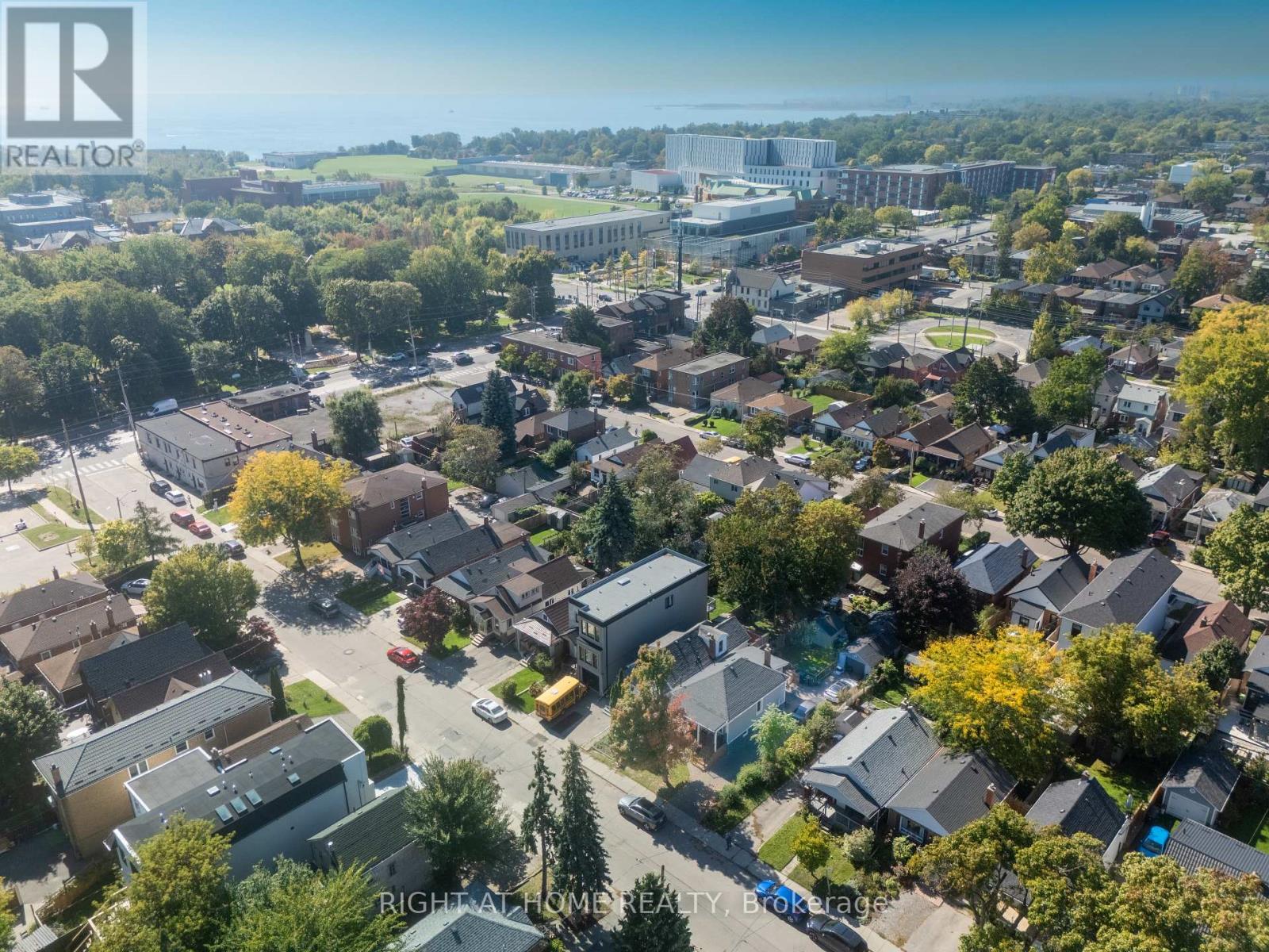 26 Sixteenth Street, Toronto, Ontario  M8V 3J8 - Photo 41 - W12451945