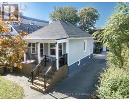 26 SIXTEENTH STREET, Toronto, Ontario