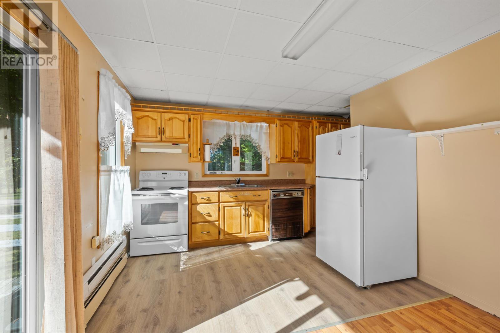 42 West Street, Georgetown, Prince Edward Island  C0A 1L0 - Photo 3 - 202525430