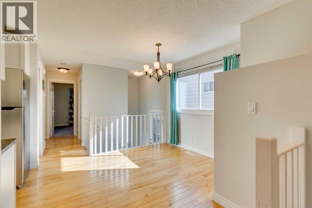 108 Sunbank Way Se, Calgary, Alberta  T2X 2B6 - Photo 9 - A2262950