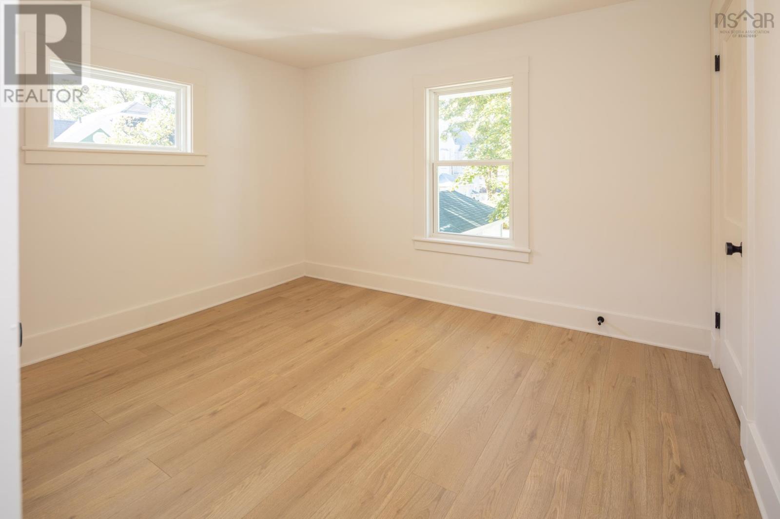 19 Cumberland Street, Yarmouth, Nova Scotia  B5A 5K4 - Photo 31 - 202525355