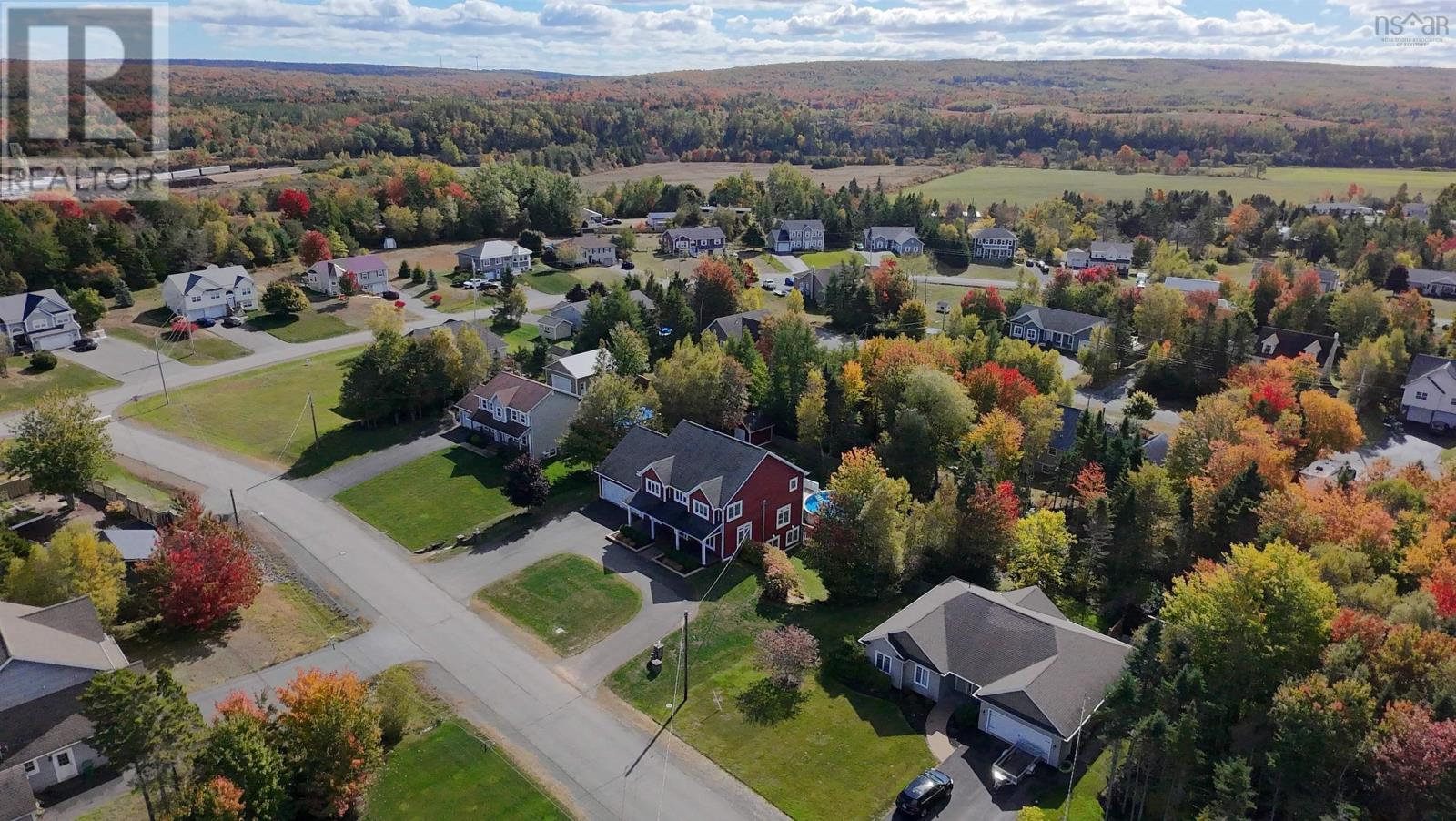 26 Cambridge Drive, Valley, Nova Scotia  B6L 4P4 - Photo 2 - 202525392