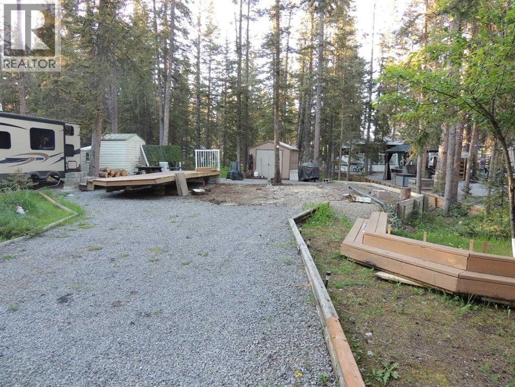 11 Timber Close, Sundre, Alberta  T0M 0X0 - Photo 2 - A2226614