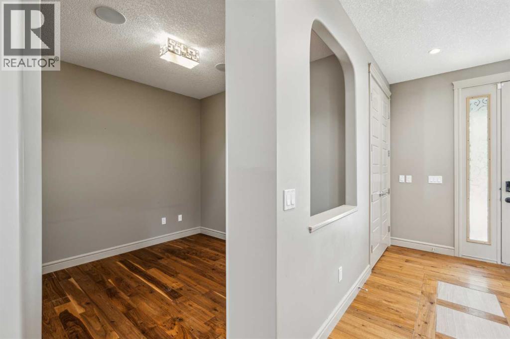 152 Evansborough Way Nw, Calgary, Alberta  T3P 0M5 - Photo 21 - A2256817