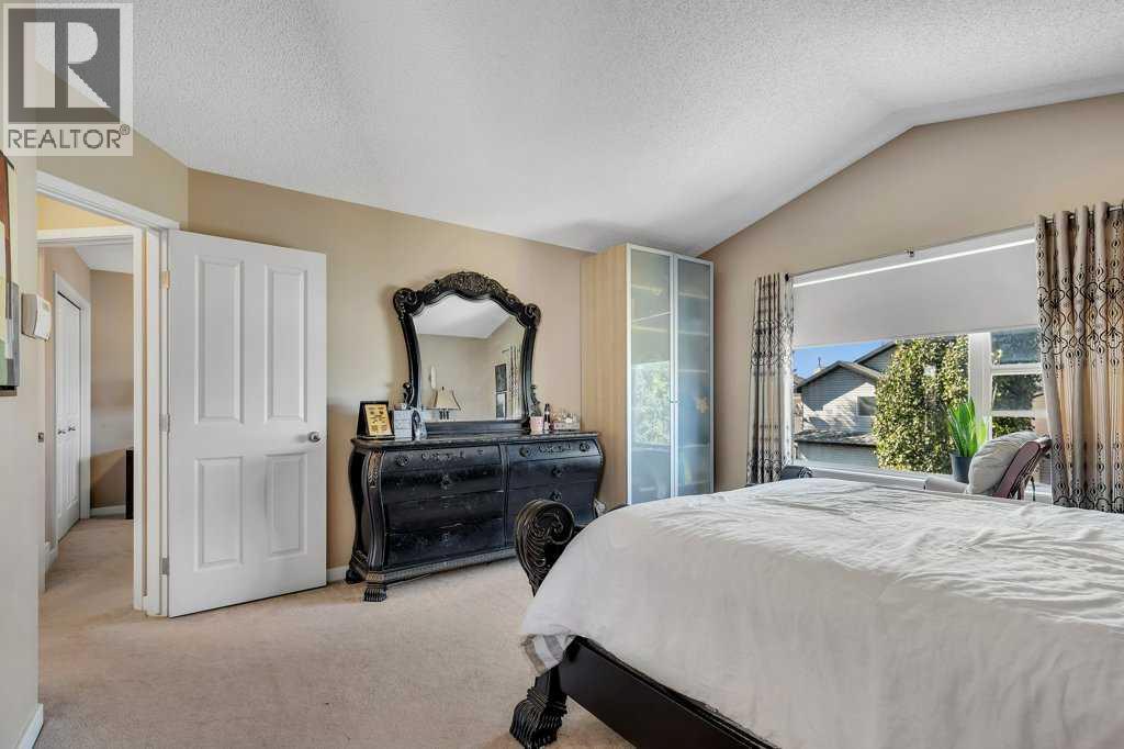 119 Valley Stream Circle Nw, Calgary, Alberta  T3B 5W2 - Photo 26 - A2259449