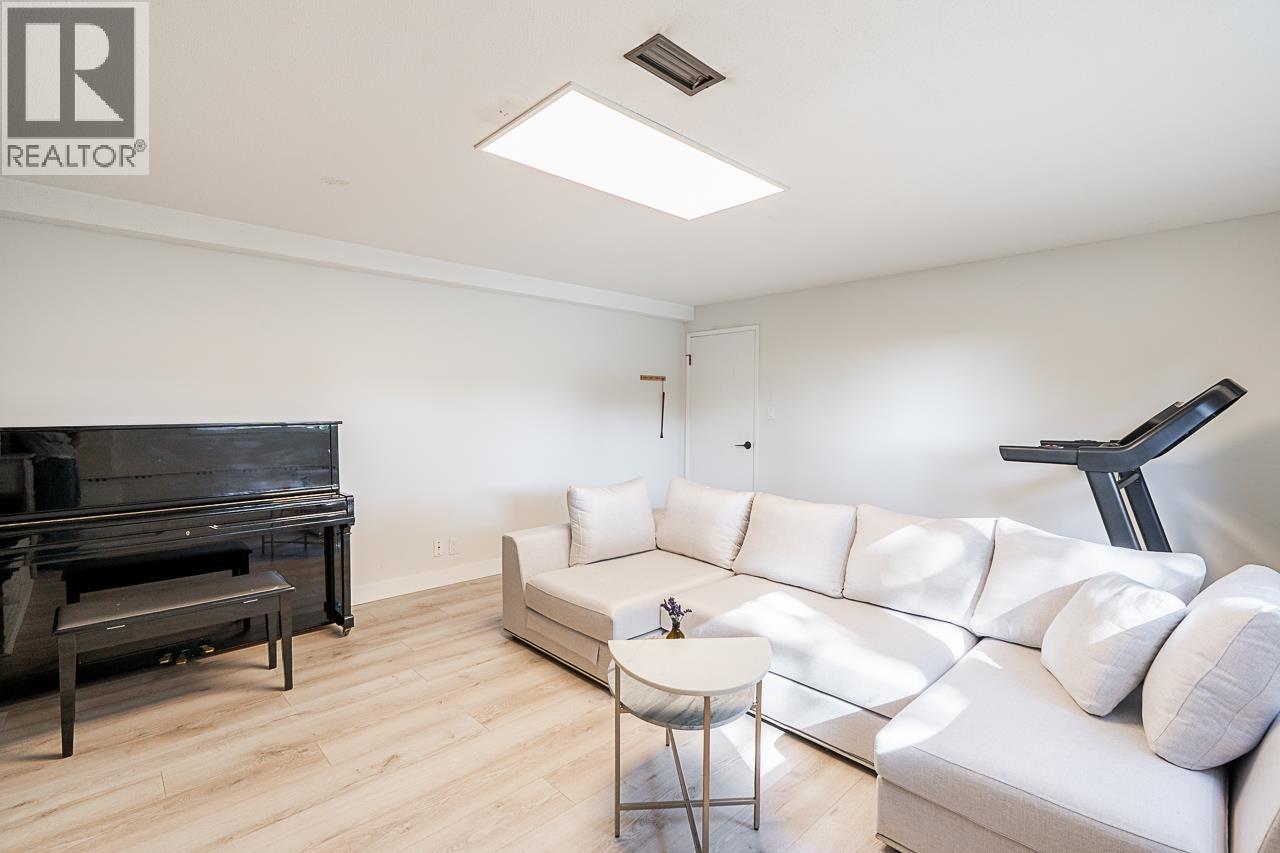 4013 Venables Street, Burnaby, British Columbia  V5C 2Z5 - Photo 24 - R3055800