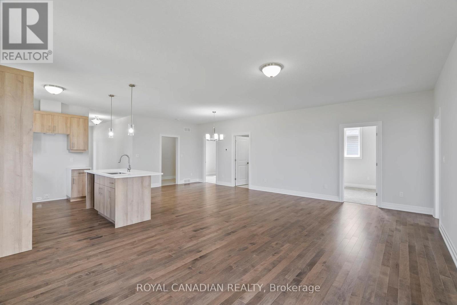 376 Hawthorne Street, Saugeen Shores, Ontario  N0H 2C3 - Photo 20 - X12451849