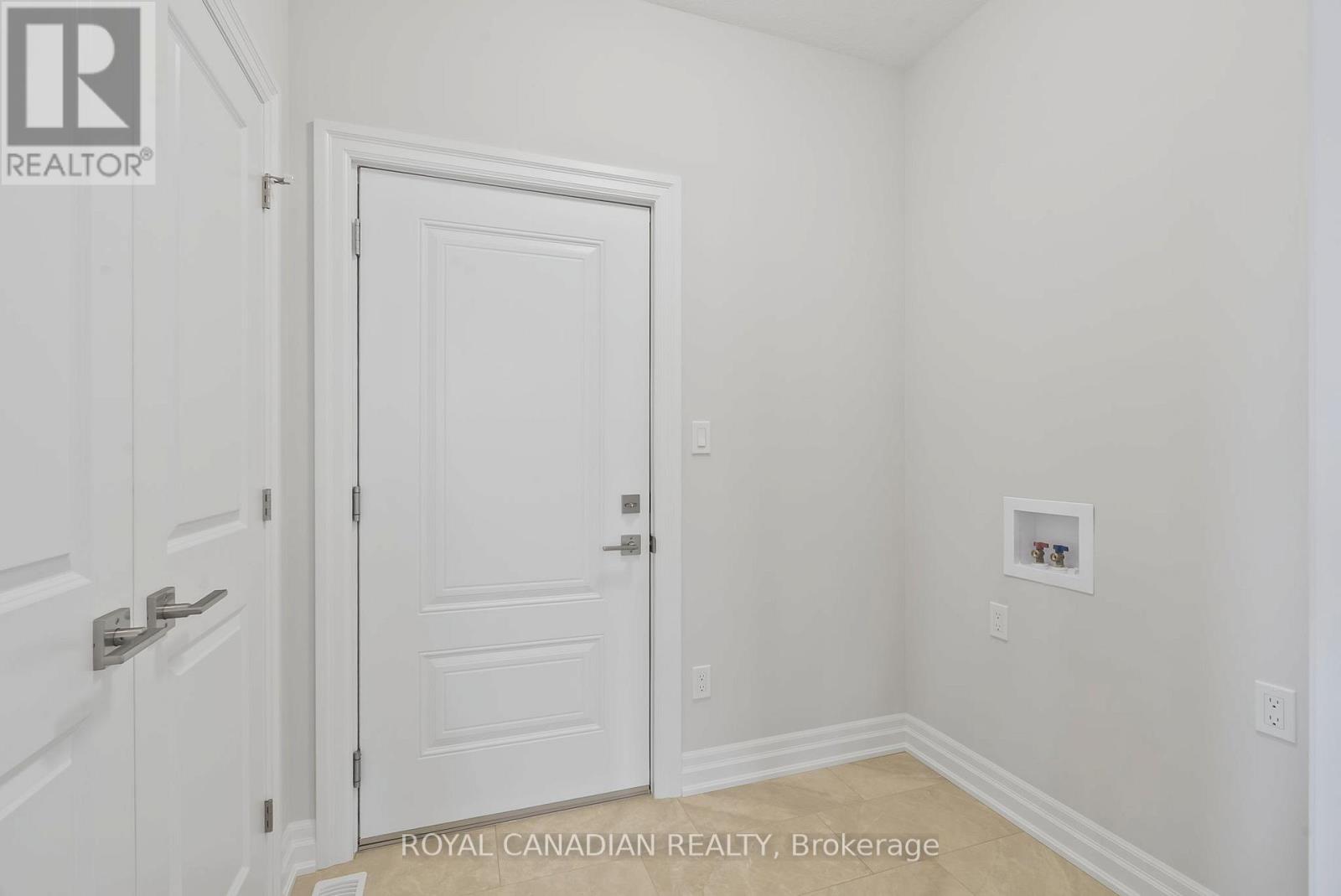 376 Hawthorne Street, Saugeen Shores, Ontario  N0H 2C3 - Photo 23 - X12451849