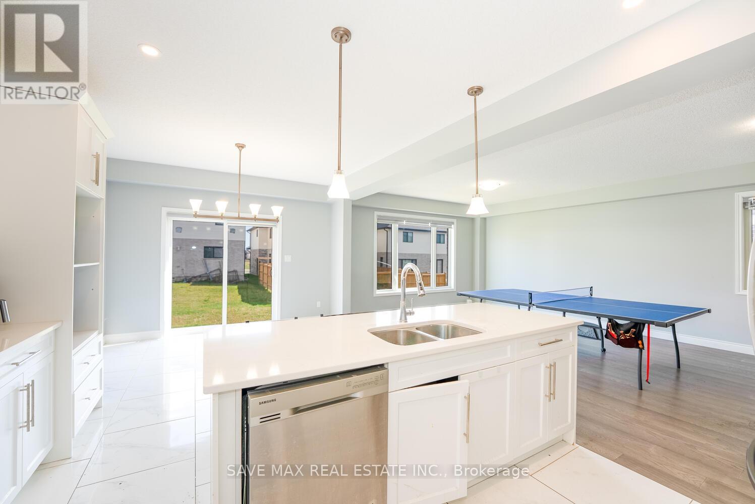 3624 Earlston Cross, London South (South W), Ontario  N6L 1J9 - Photo 14 - X12451881