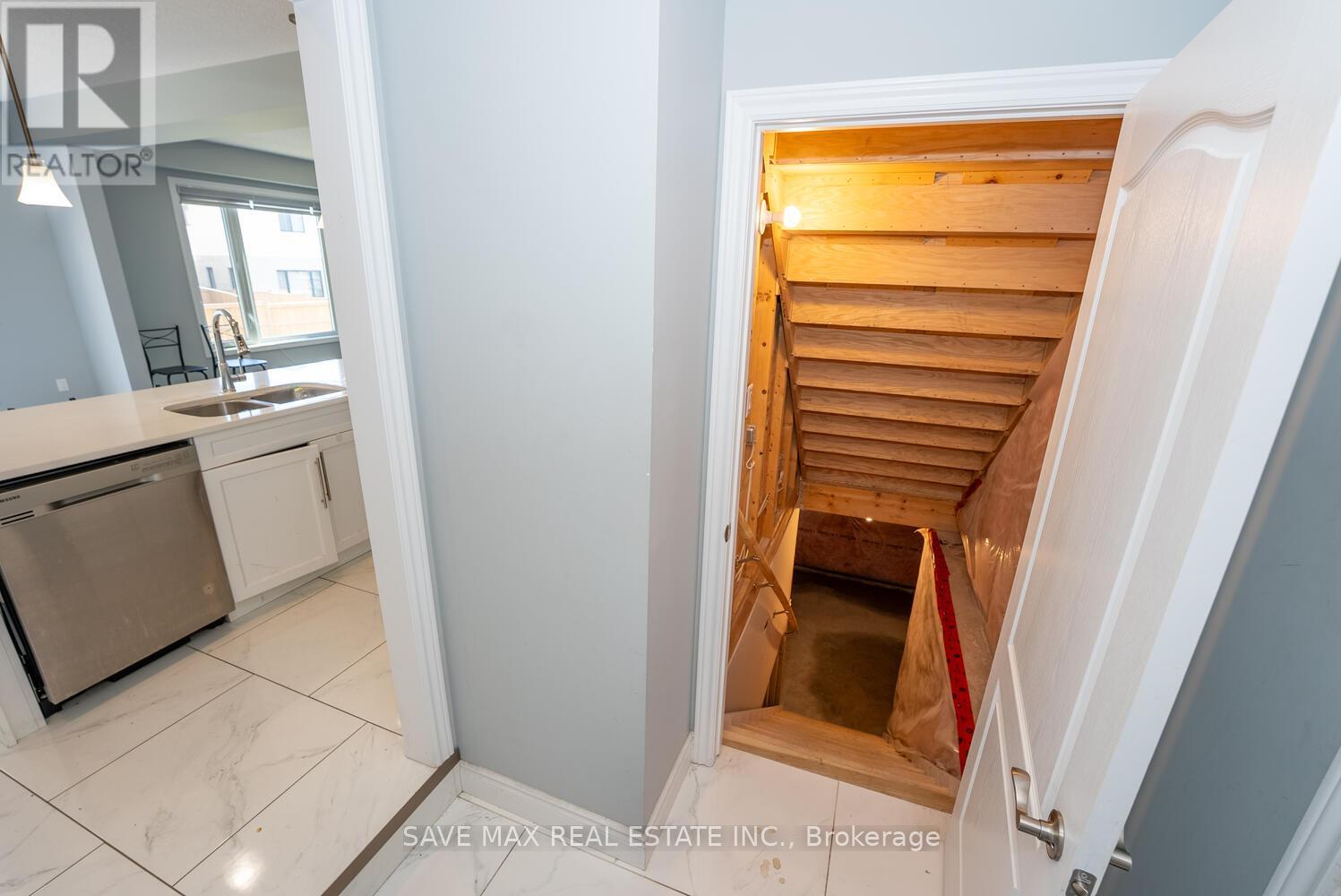 3624 Earlston Cross, London South (South W), Ontario  N6L 1J9 - Photo 30 - X12451881