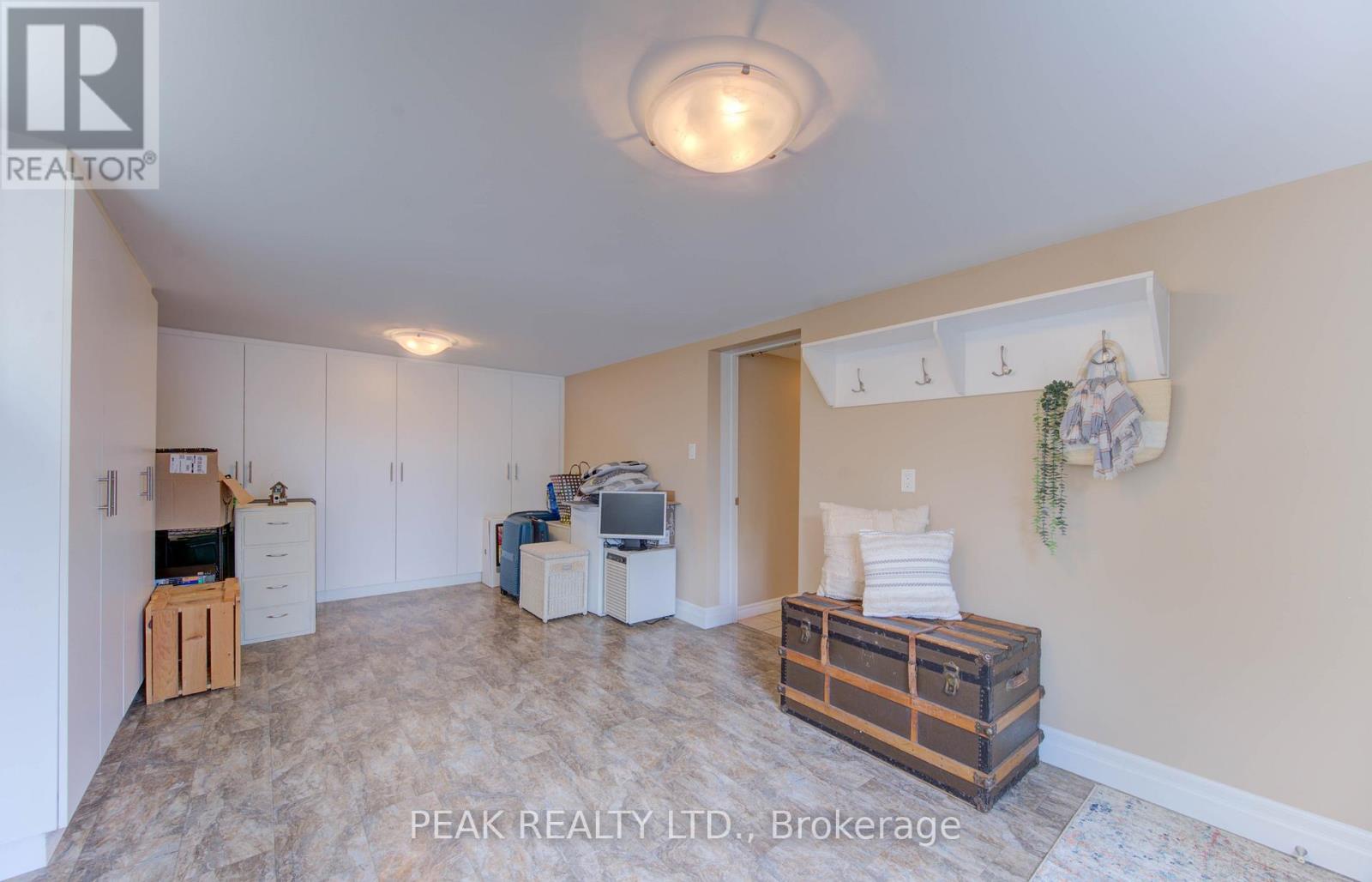 440 Manchester Road, Kitchener, Ontario  N2B 1A5 - Photo 26 - X12451899
