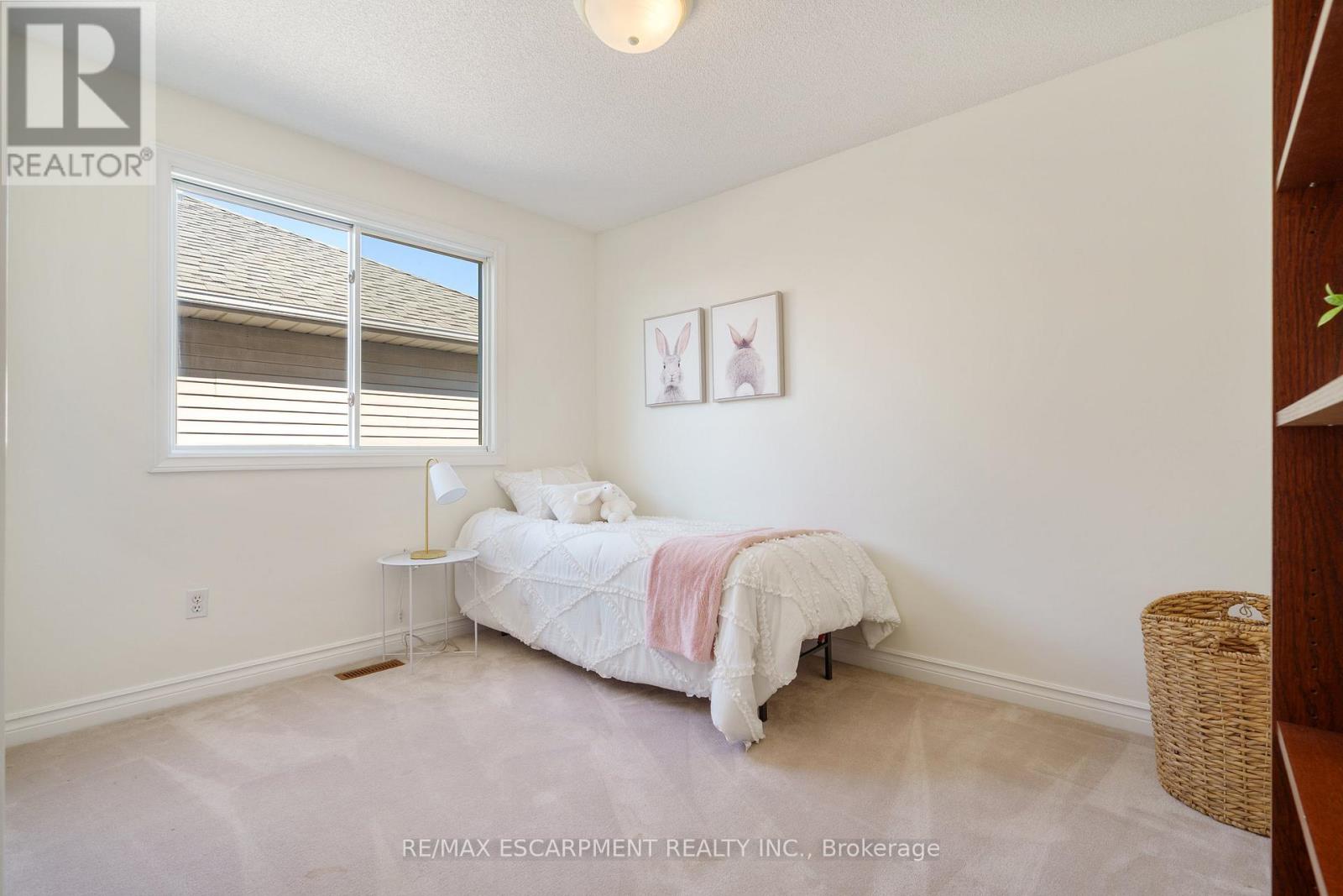 43 Glenayr Street, Hamilton (Gilkson), Ontario  L9C 7J2 - Photo 36 - X12451930