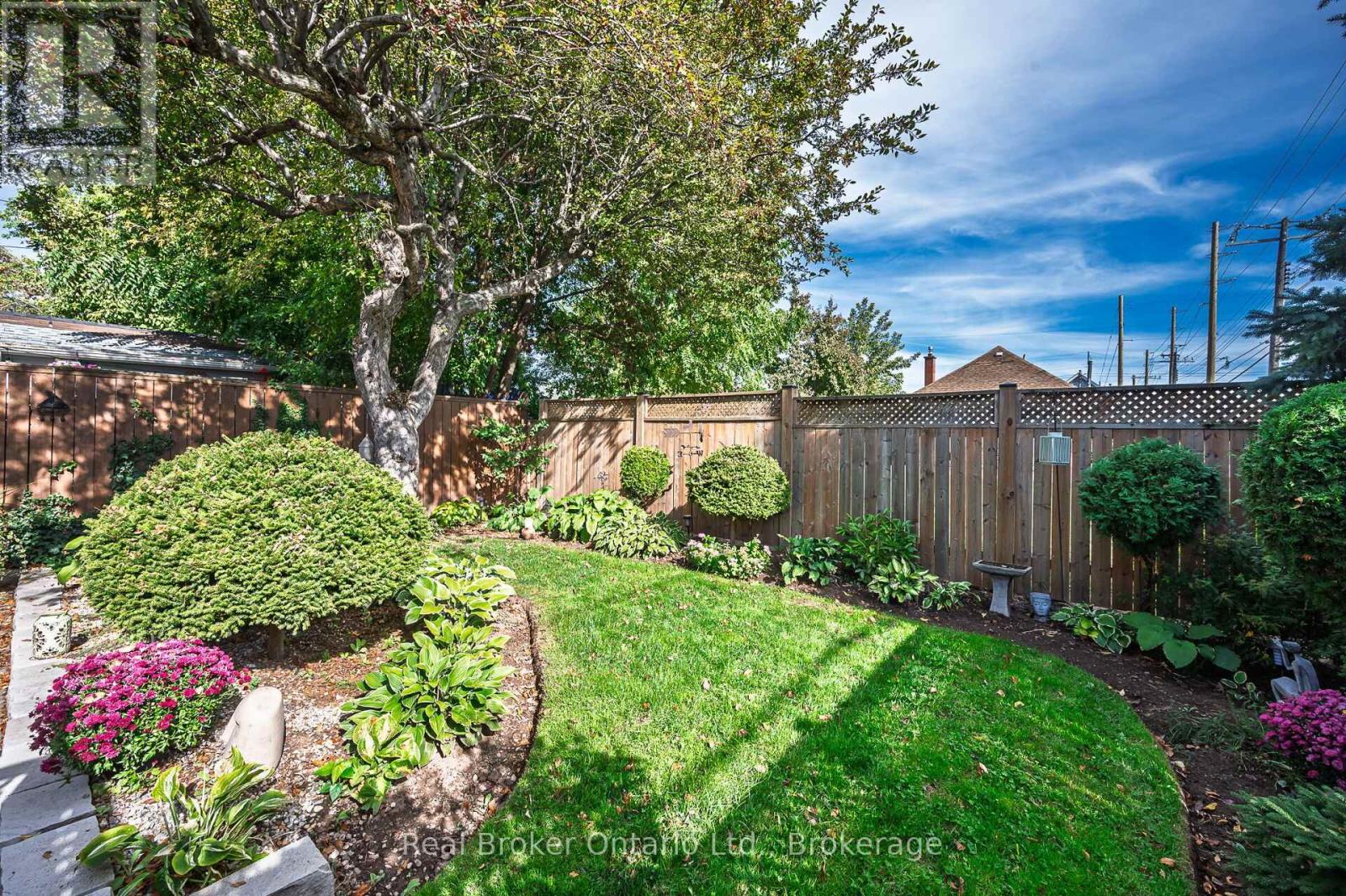 62 Wexford Avenue N, Hamilton, Ontario  L8H 4M4 - Photo 26 - X12452032