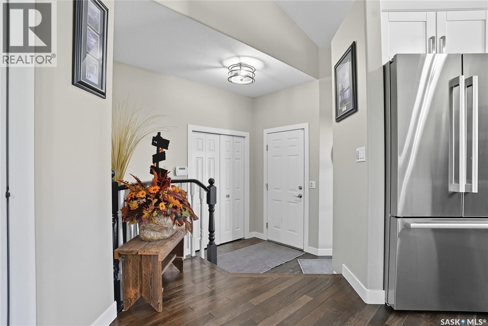 519 Guenter Crescent, Saskatoon, Saskatchewan  S7N 4P8 - Photo 4 - SK020365