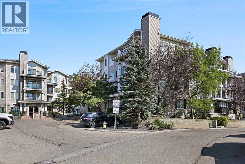 212, 369 Rocky Vista Park Nw, Calgary, Alberta  T3G 5K7 - Photo 2 - A2262870