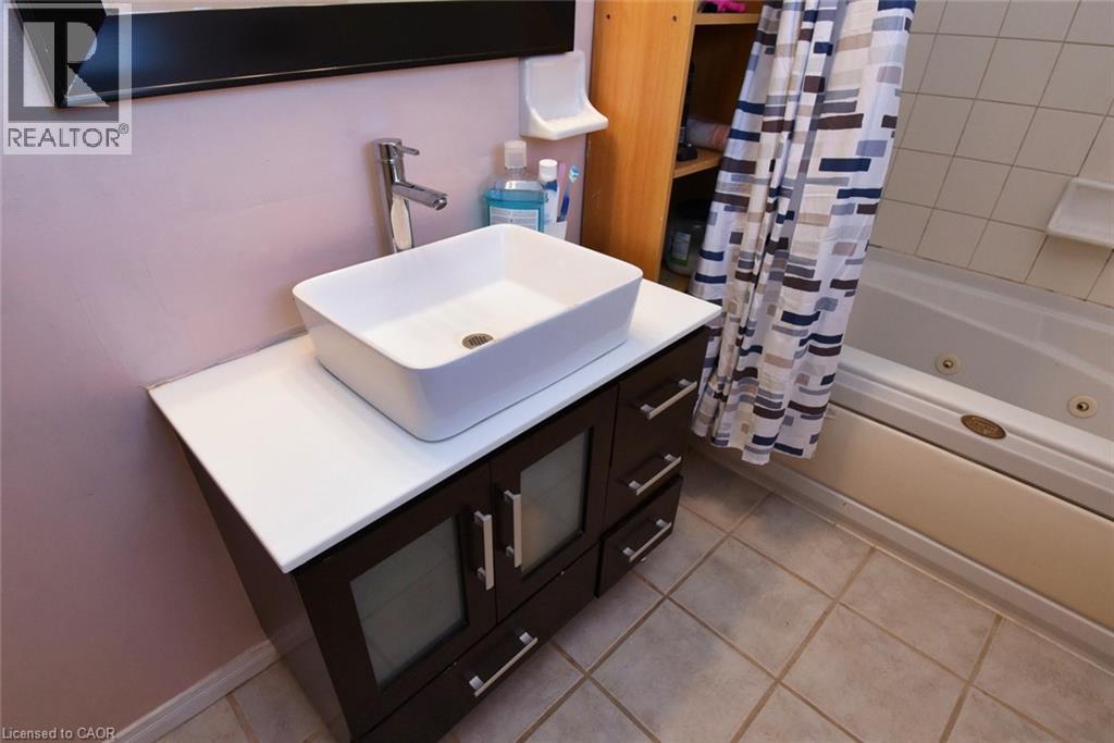 53 Seventh Avenue, Brantford, Ontario  N3S 1B3 - Photo 24 - 40777449