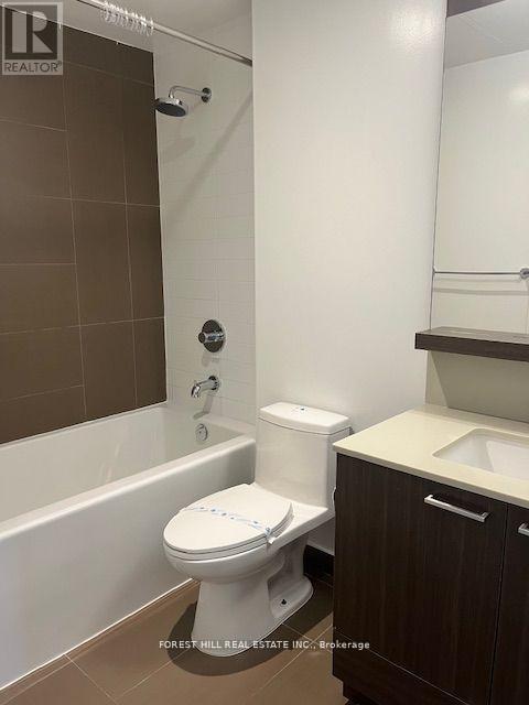 301 - 310 Tweedsmuir Avenue, Toronto, Ontario  M5P 2Y2 - Photo 7 - C12451986