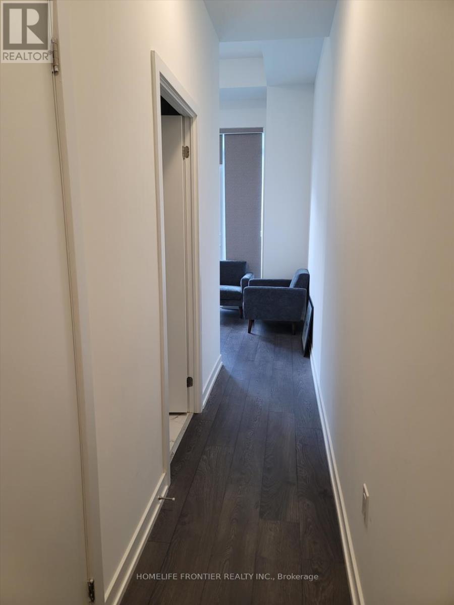 907 - 7 Golden Lion Heights, Toronto, Ontario  M2M 0C1 - Photo 2 - C12452004