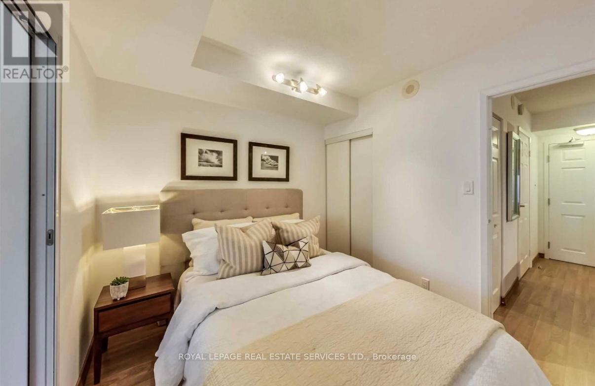 208 - 15 Maplewood Avenue, Toronto, Ontario  M6C 4B4 - Photo 15 - C12452015