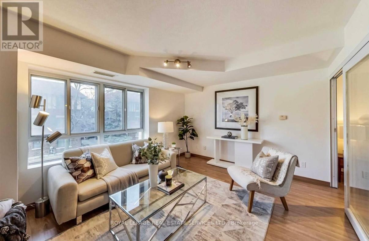 208 - 15 Maplewood Avenue, Toronto, Ontario  M6C 4B4 - Photo 3 - C12452015