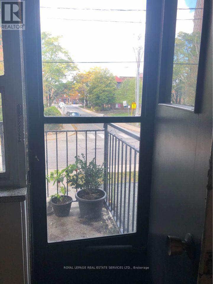 504 - 105 Raglan Avenue, Toronto, Ontario  M6C 2K7 - Photo 6 - C12452024