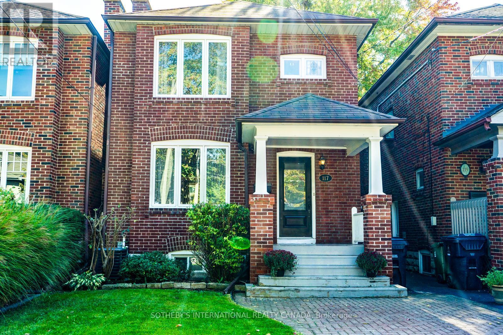 117 Deloraine Avenue, Toronto, Ontario  M5M 2B1 - Photo 2 - C12452025