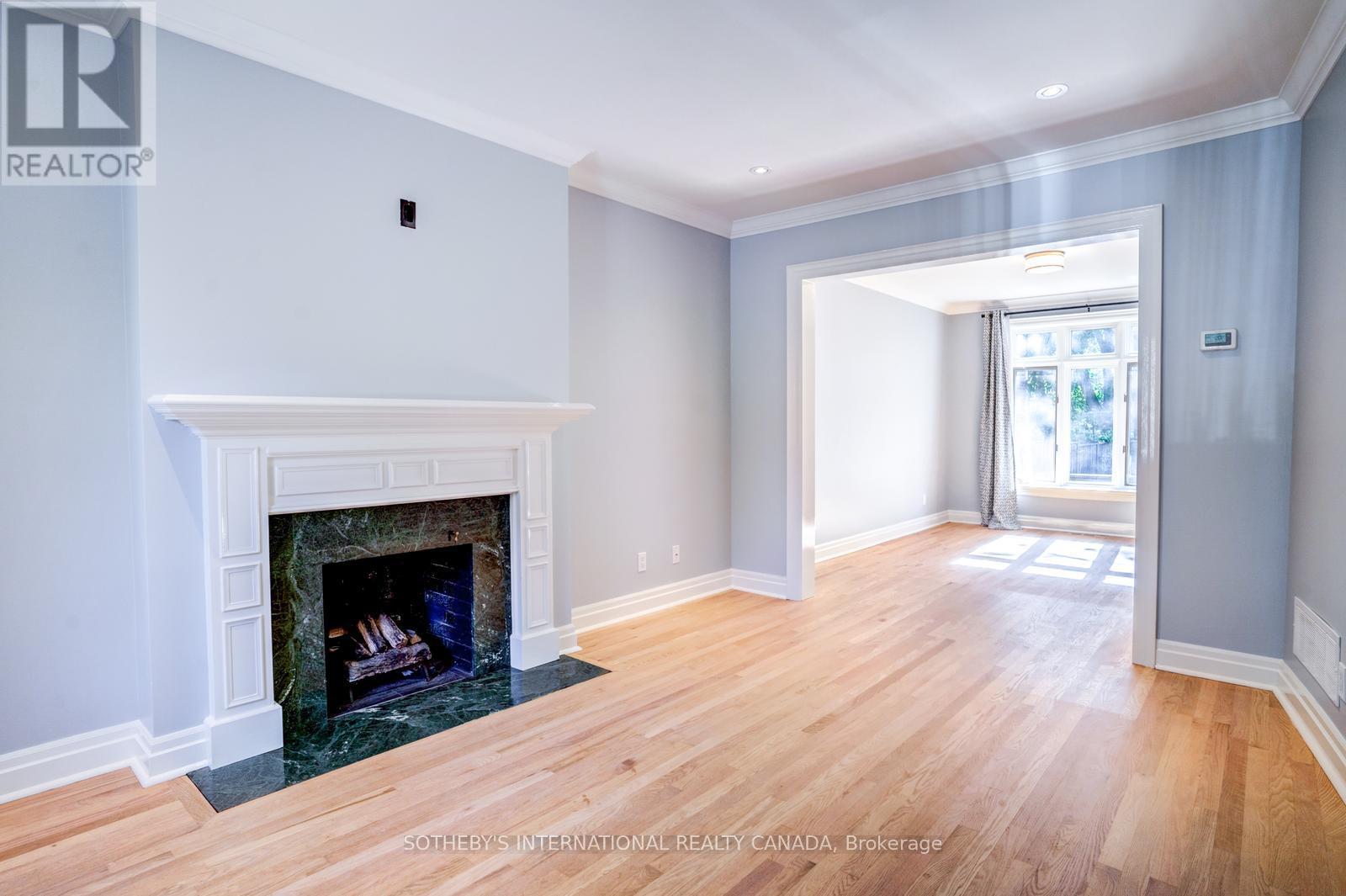 117 Deloraine Avenue, Toronto, Ontario  M5M 2B1 - Photo 6 - C12452025