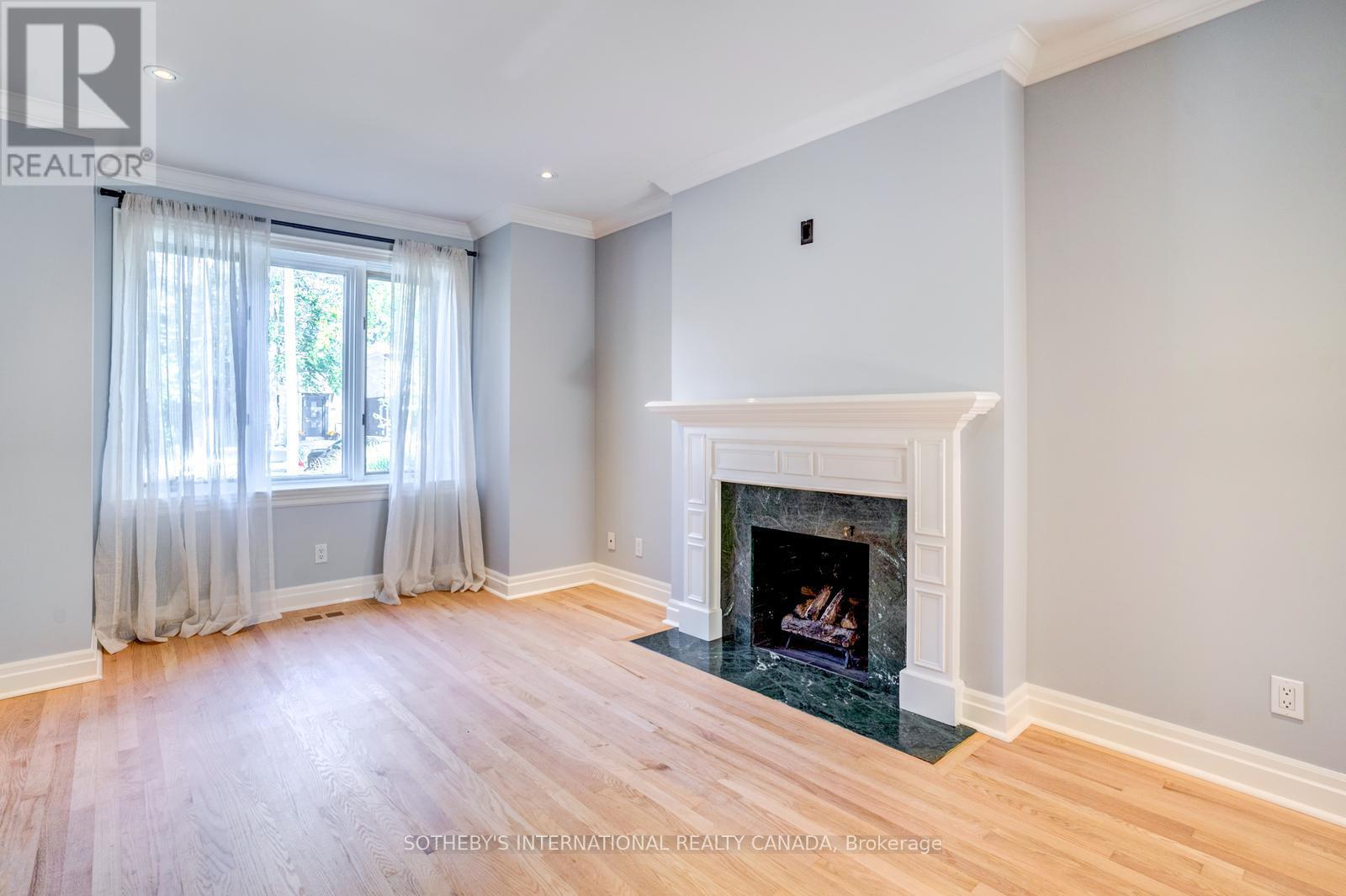 117 Deloraine Avenue, Toronto, Ontario  M5M 2B1 - Photo 7 - C12452025