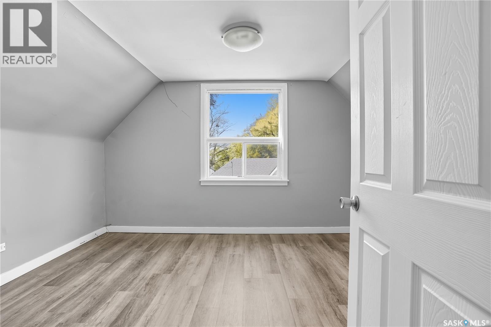 A&b 2614 Elliott Drive, Regina, Saskatchewan  S4N 3H7 - Photo 18 - SK020388
