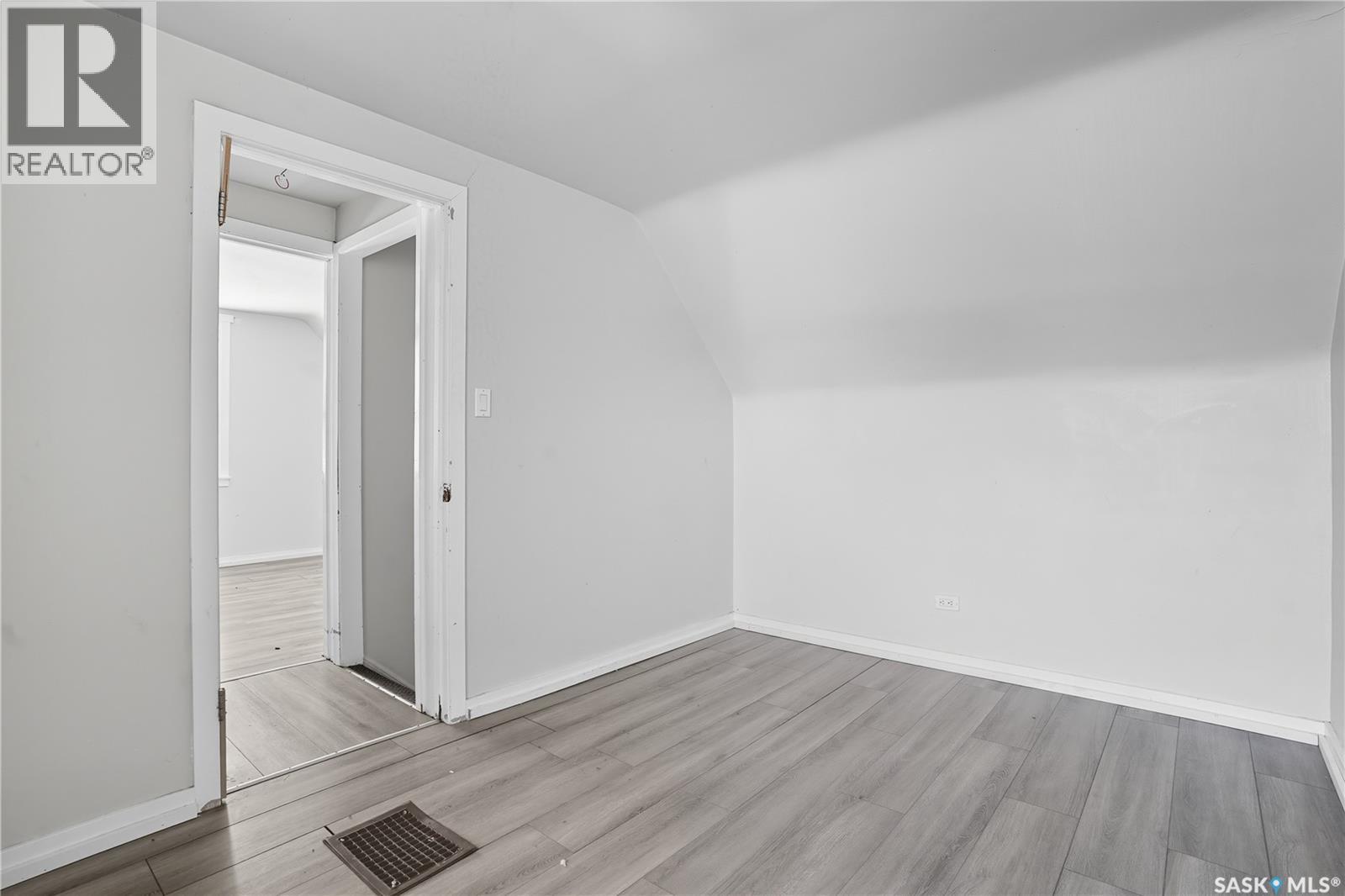 A&b 2614 Elliott Drive, Regina, Saskatchewan  S4N 3H7 - Photo 45 - SK020388