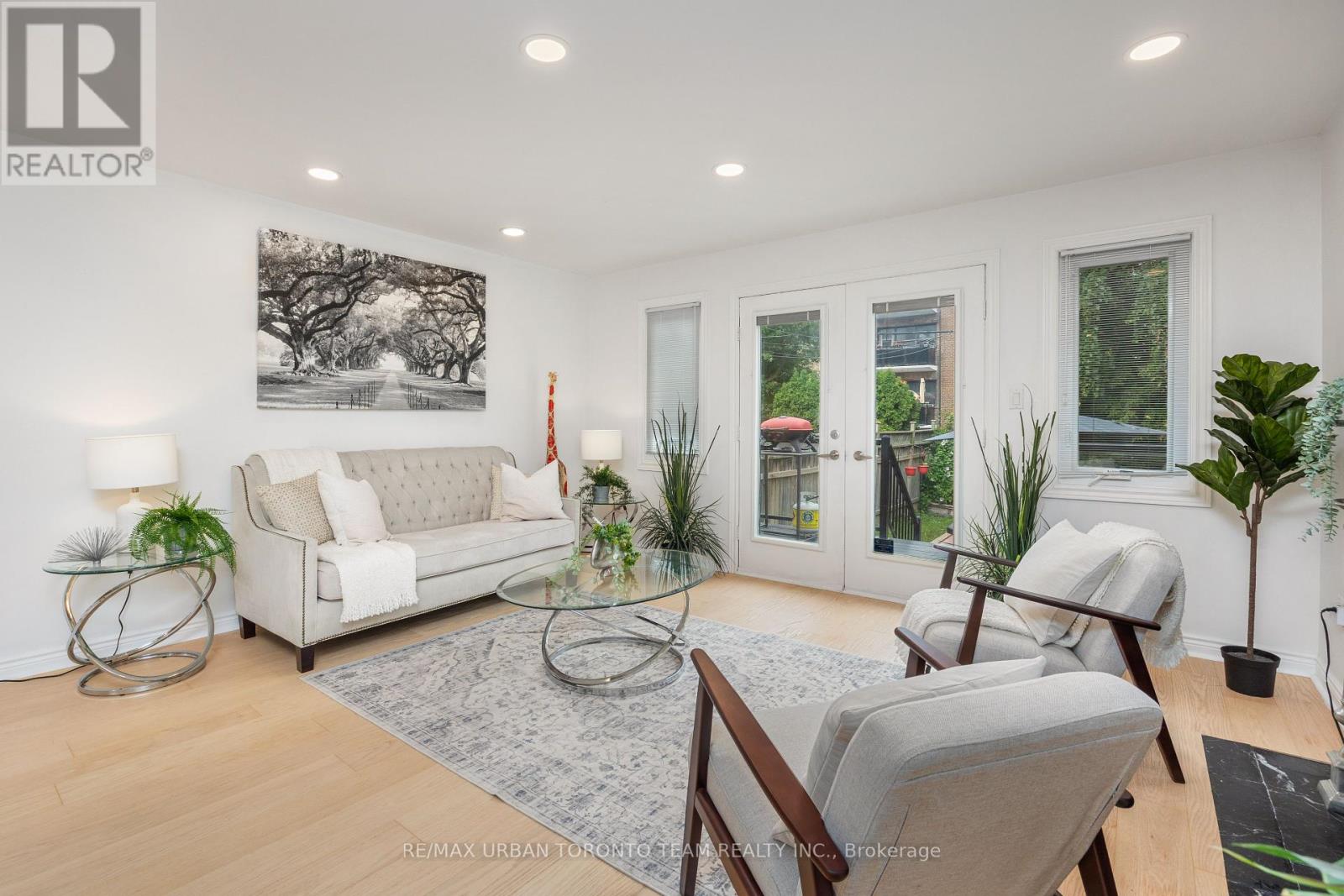 50 Ashland Avenue, Toronto, Ontario  M4L 1K1 - Photo 11 - E12451976