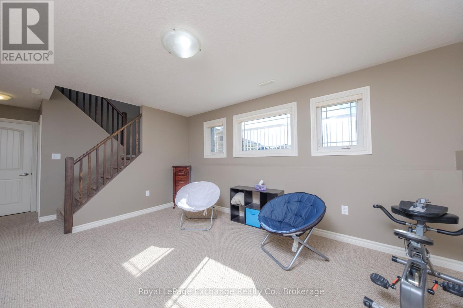 54 Lakefield Drive, Kincardine, Ontario  N2Z 0C9 - Photo 16 - X12452042