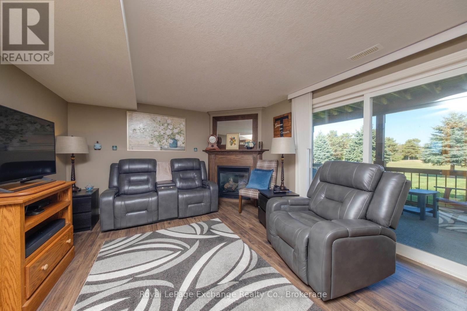 54 Lakefield Drive, Kincardine, Ontario  N2Z 0C9 - Photo 21 - X12452042
