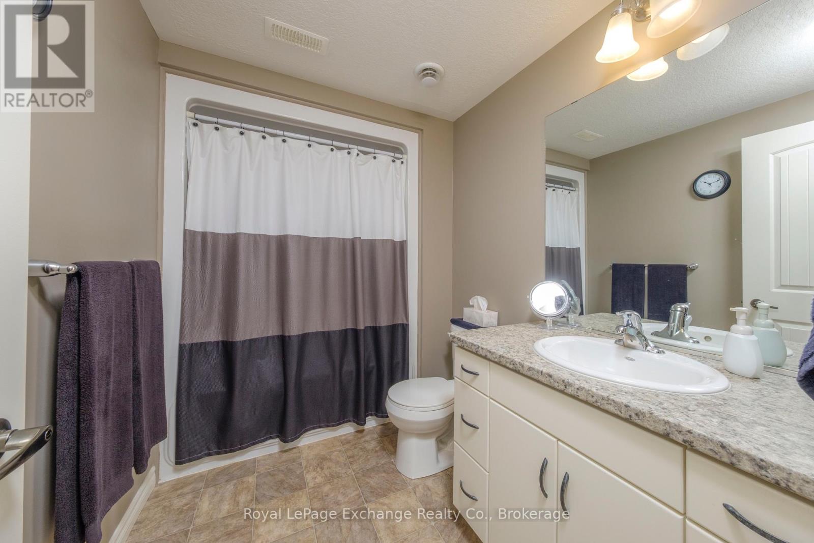 54 Lakefield Drive, Kincardine, Ontario  N2Z 0C9 - Photo 26 - X12452042