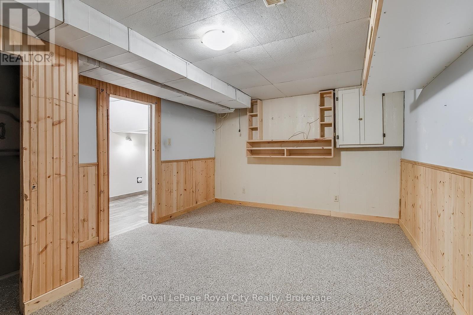 19 Leacock Avenue, Guelph (Grange Road), Ontario  N1E 6P9 - Photo 20 - X12452049