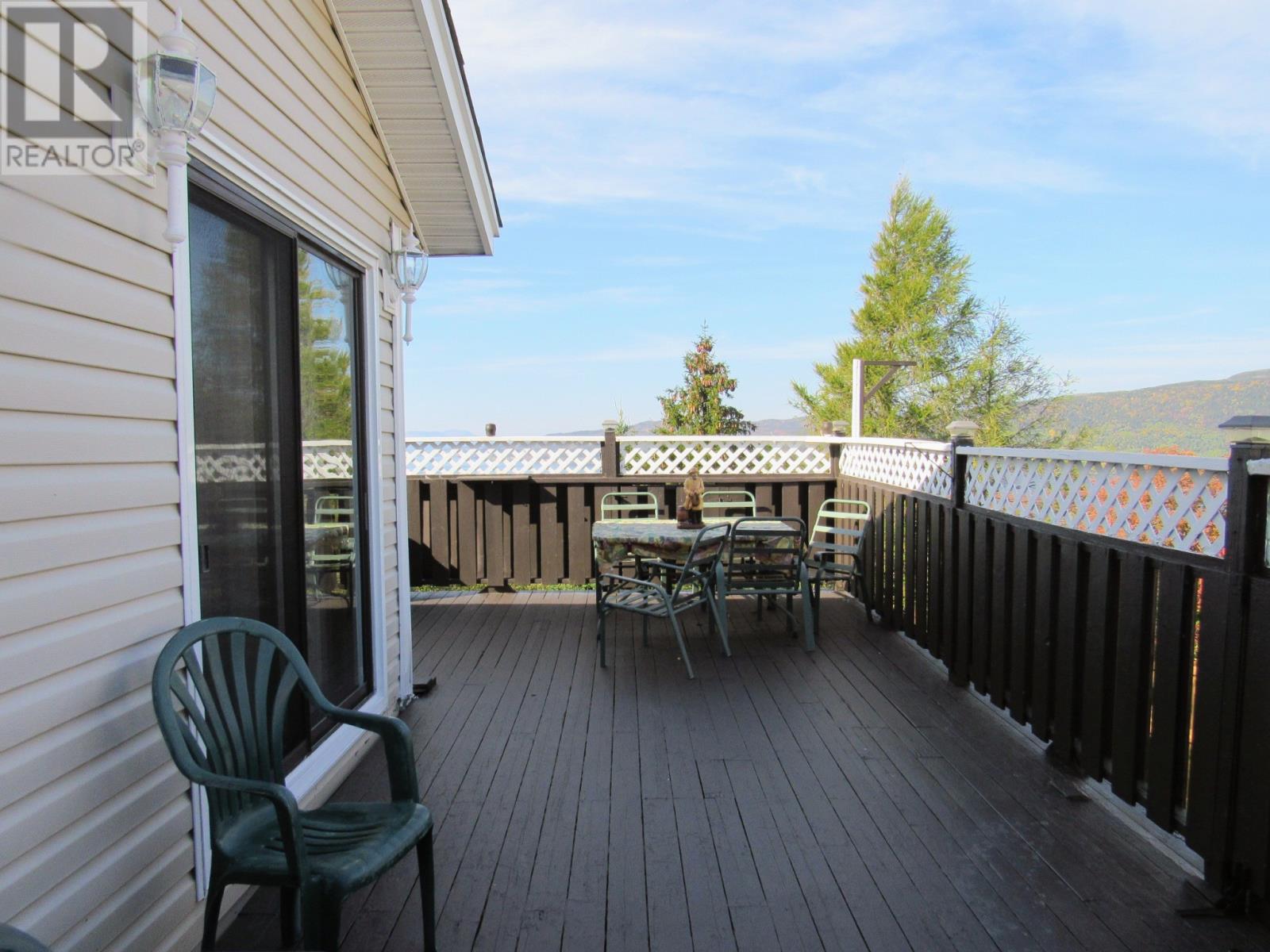 31 Hillcrest Road, Corner Brook, Newfoundland & Labrador  A2H 1N5 - Photo 3 - 1291315