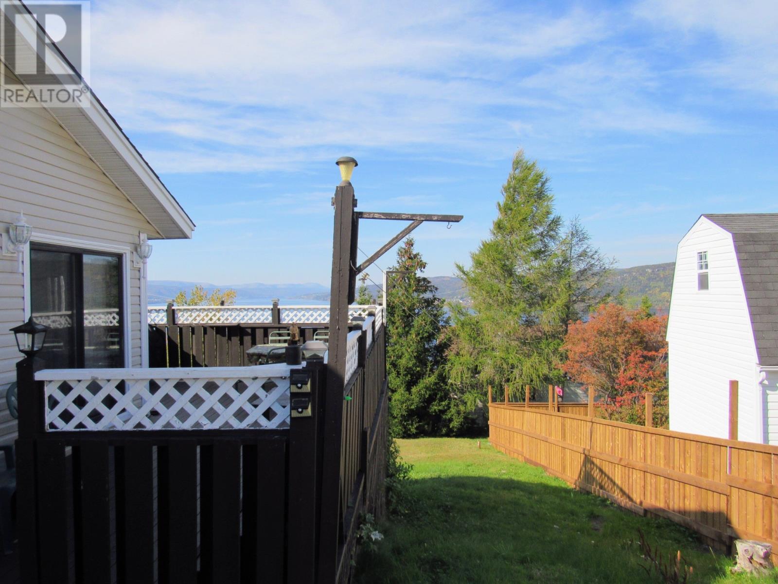 31 Hillcrest Road, Corner Brook, Newfoundland & Labrador  A2H 1N5 - Photo 4 - 1291315