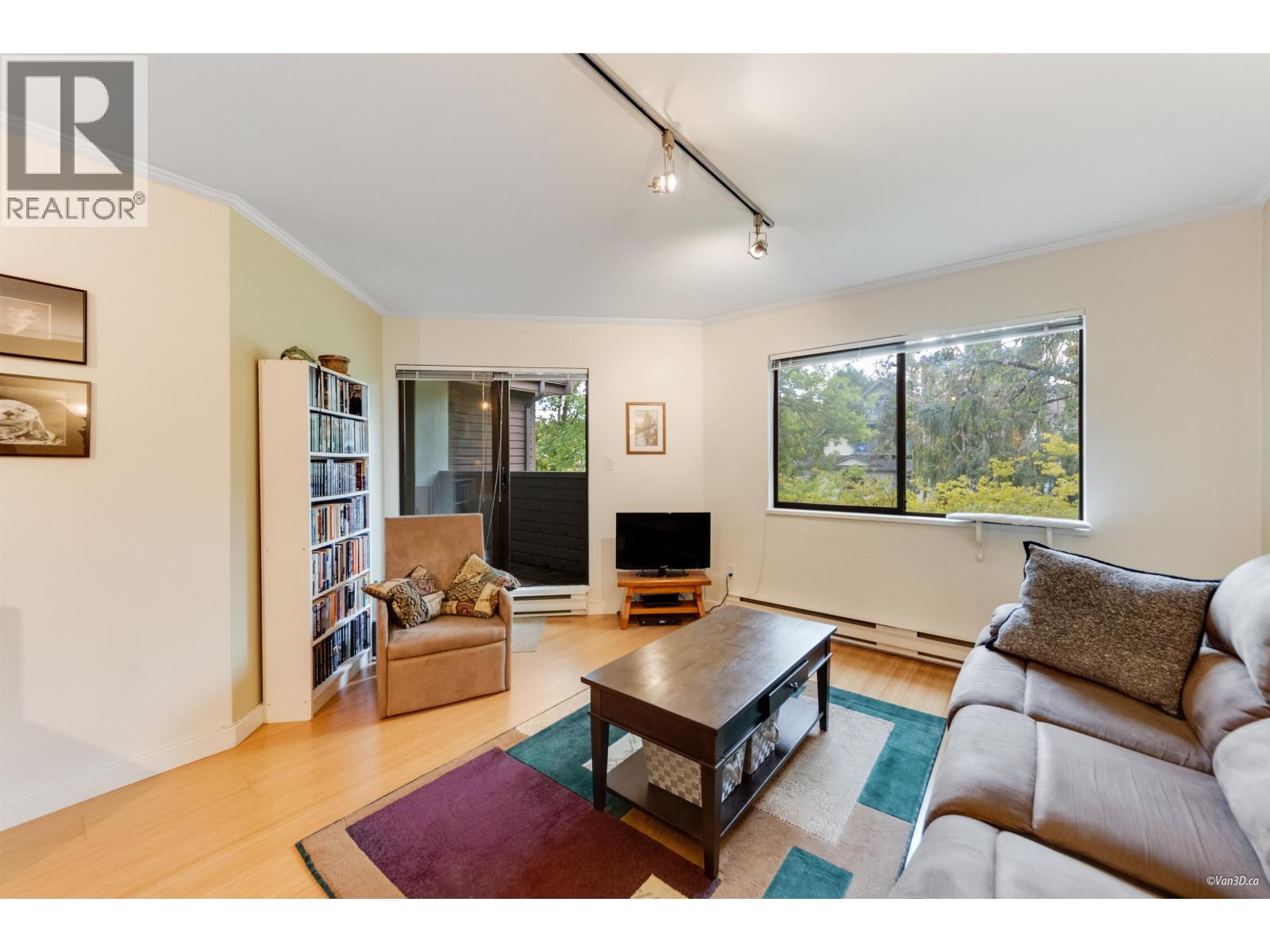 302 1633 W 11th Avenue, Vancouver, British Columbia  V6J 2B8 - Photo 3 - R3056292