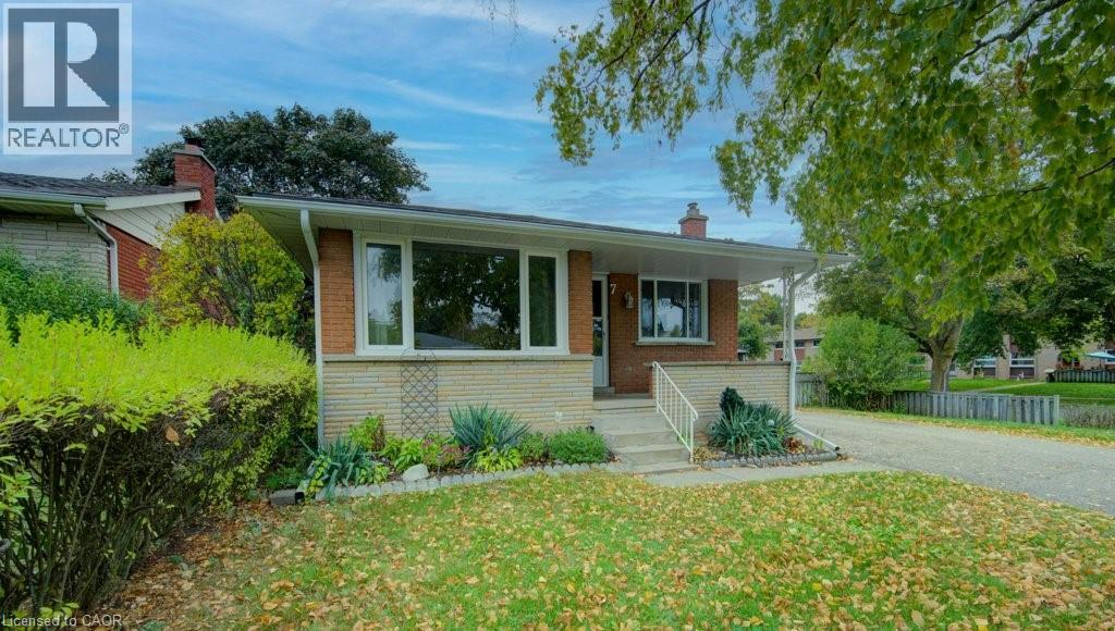 7 Hudson Crescent Unit# Upper, Kitchener, Ontario  N2B 2V7 - Photo 4 - 40777109