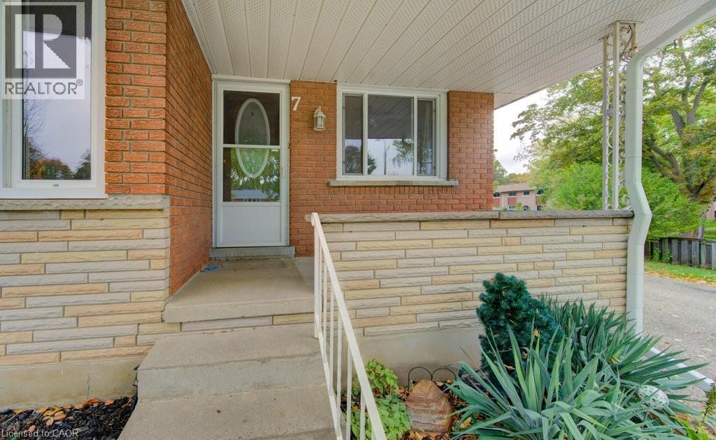 7 Hudson Crescent Unit# Upper, Kitchener, Ontario  N2B 2V7 - Photo 5 - 40777109