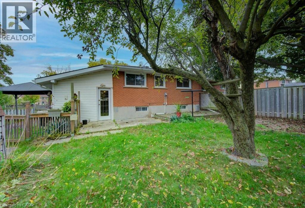 7 Hudson Crescent Unit# Upper, Kitchener, Ontario  N2B 2V7 - Photo 24 - 40777109