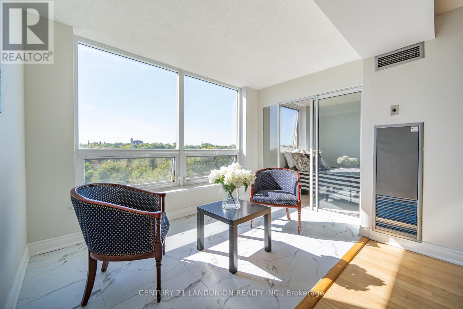 619 - 326 Major Mackenzie Drive E, Richmond Hill, Ontario  L4C 8T4 - Photo 10 - N12451955