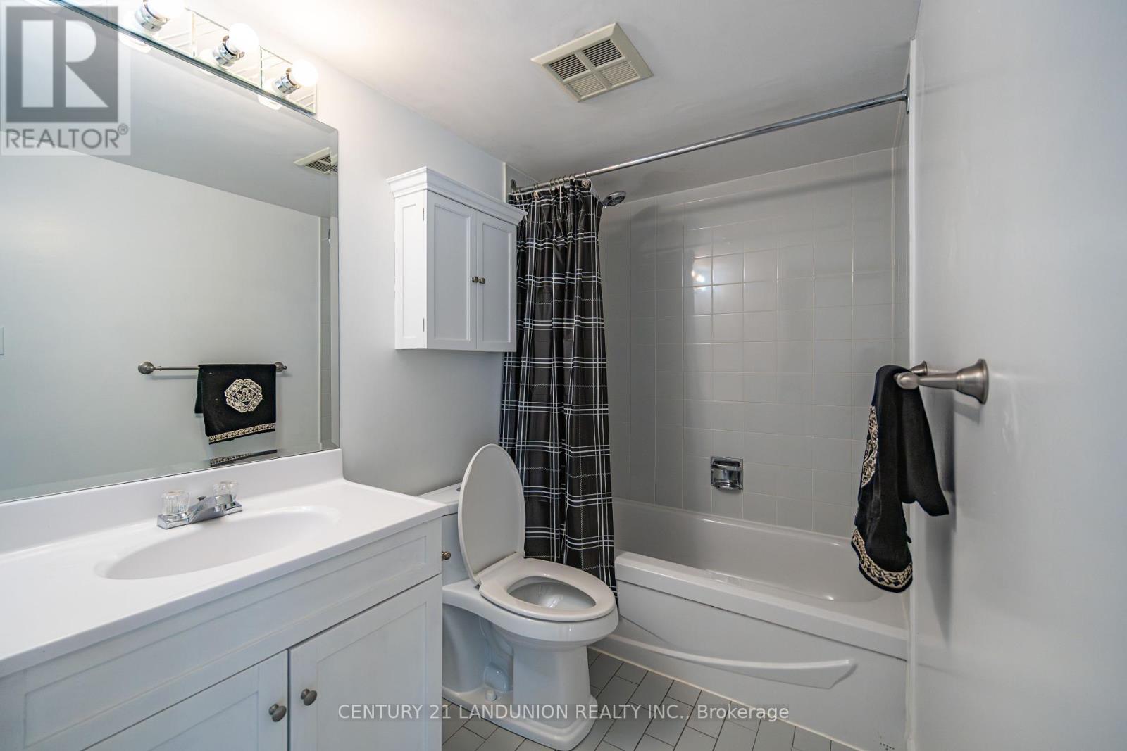619 - 326 Major Mackenzie Drive E, Richmond Hill, Ontario  L4C 8T4 - Photo 14 - N12451955