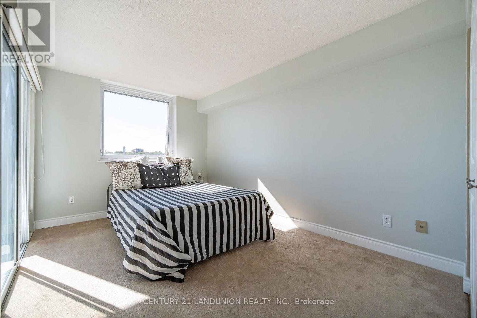619 - 326 Major Mackenzie Drive E, Richmond Hill, Ontario  L4C 8T4 - Photo 21 - N12451955