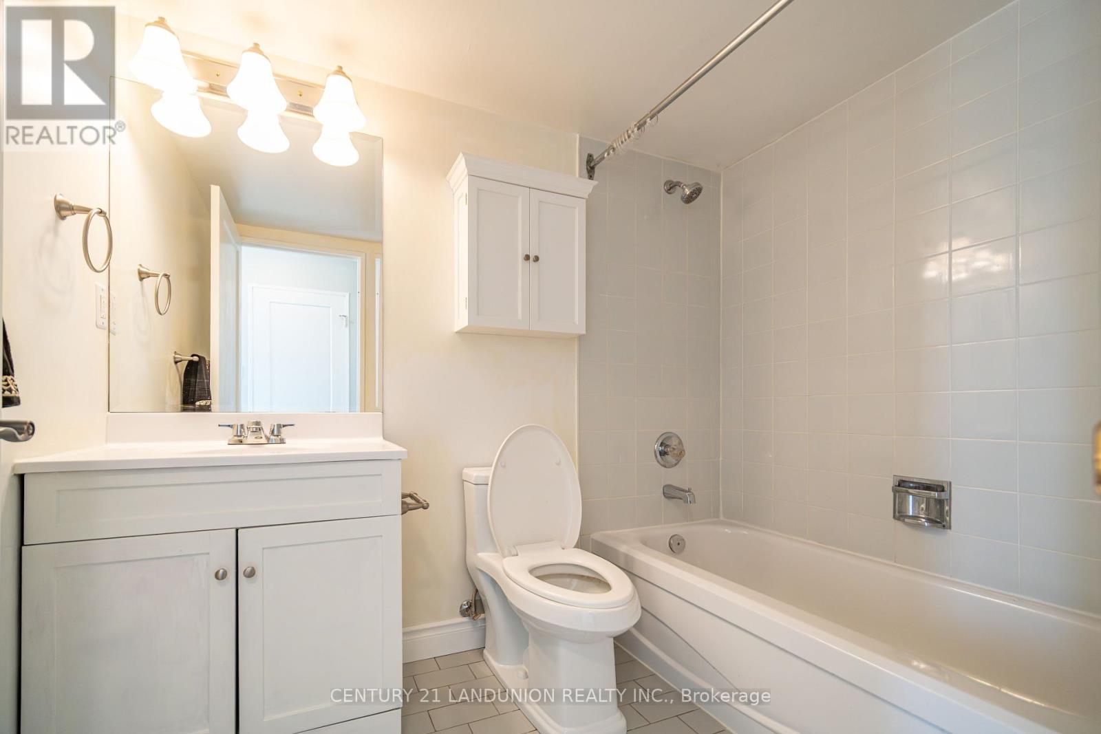 619 - 326 Major Mackenzie Drive E, Richmond Hill, Ontario  L4C 8T4 - Photo 25 - N12451955