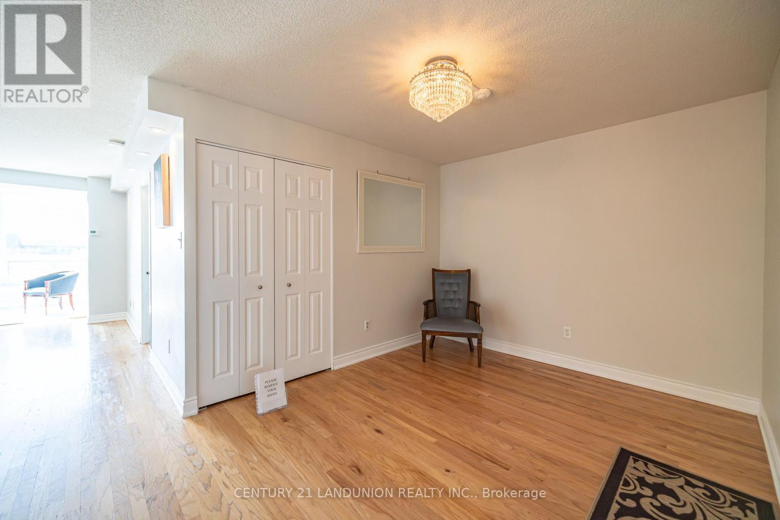 619 - 326 Major Mackenzie Drive E, Richmond Hill, Ontario  L4C 8T4 - Photo 4 - N12451955