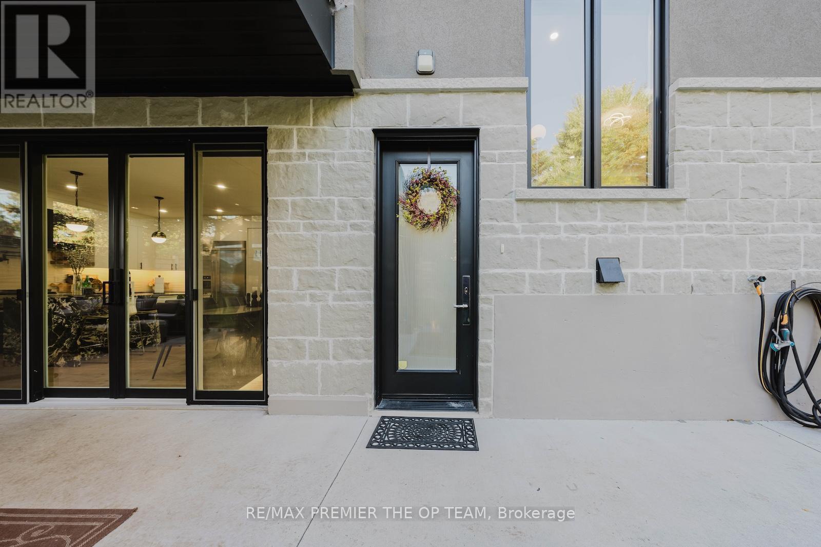 15 Rodcliff Road, New Tecumseth, Ontario  L0G 1W0 - Photo 27 - N12451977