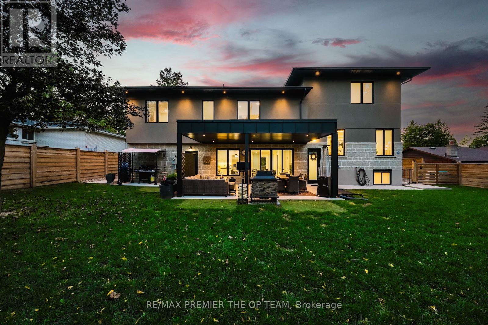 15 Rodcliff Road, New Tecumseth, Ontario  L0G 1W0 - Photo 33 - N12451977