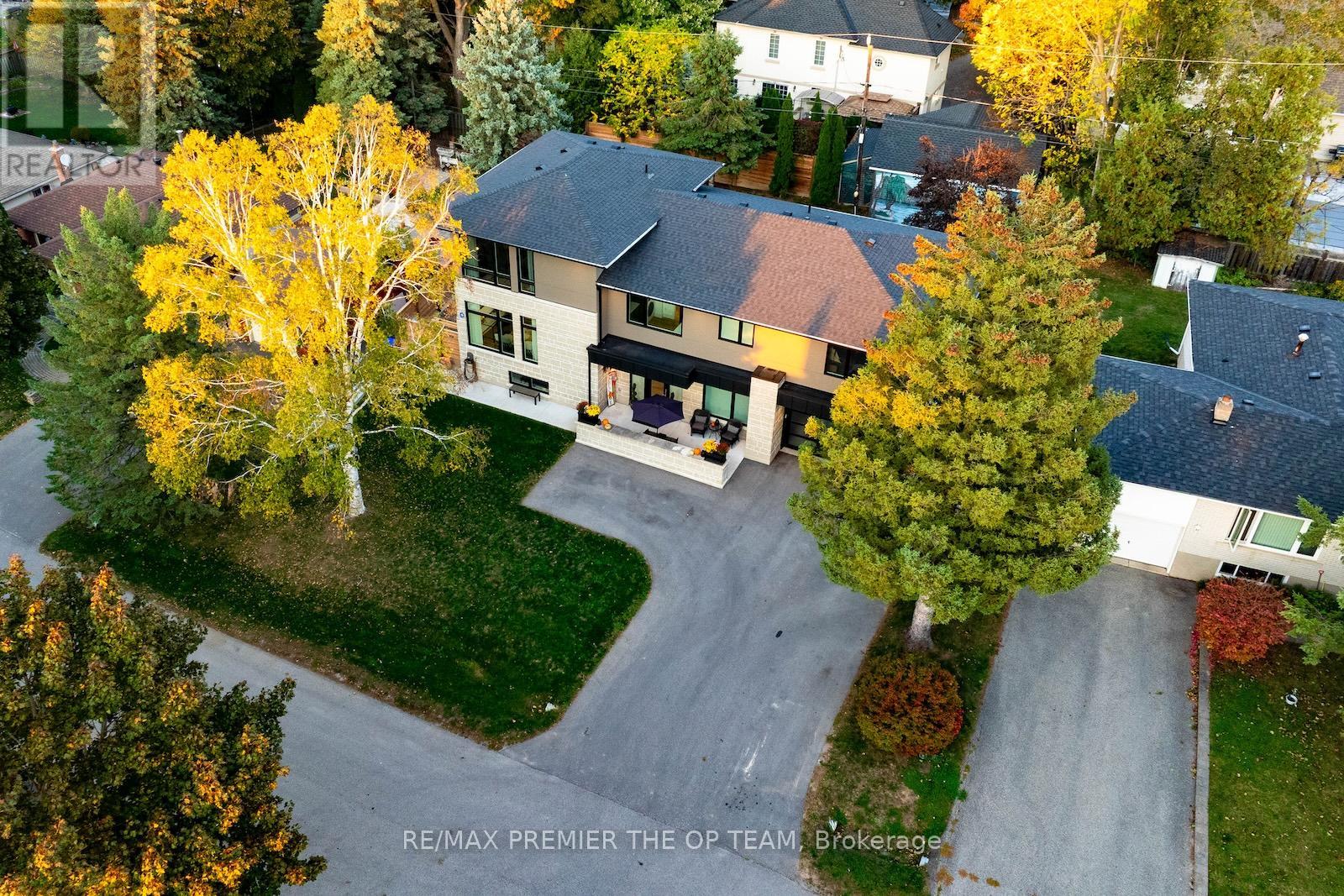 15 Rodcliff Road, New Tecumseth, Ontario  L0G 1W0 - Photo 36 - N12451977