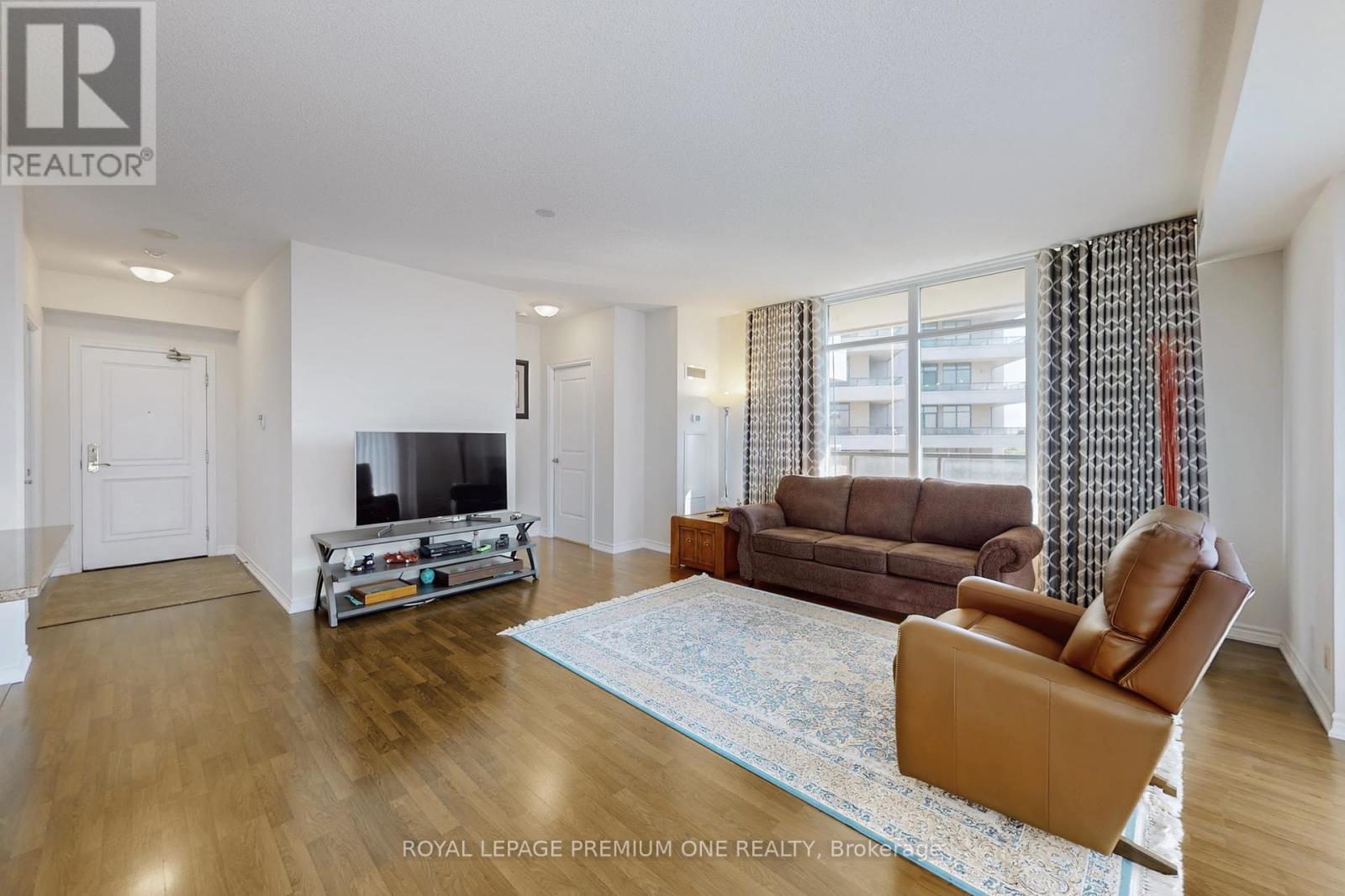 606 - 9235 Jane Street, Vaughan, Ontario  L6A 0J8 - Photo 11 - N12451984